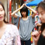 머리 자른 김민희~ 옆에 <b>소희</b>도 함께