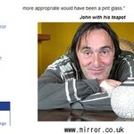 아버지 유골로 찻주전자를 만든 '엽기적인 효자';