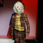 <b>몬스터</b> 패션 쇼