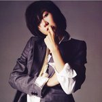 <b>신비</b>한 컨셉의 이지아, 알고보니 성현아랑 닮은꼴?