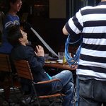 폭소하는 박신양, <b>일산</b>에서 직찍