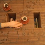 테이블속 퍼즐안의 수납공간