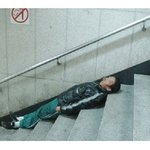 <b>신의</b> 경지에 이른 노숙자