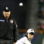 민선예 <b>시구</b>모습과 원더걸스 멤버들