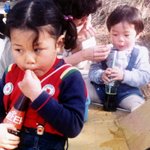 [김하늘] 어릴 쩍 사진!! 환타먹는 어린<b>천사</b>가 김하늘이야!!!