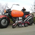 세계 최대의 <b>작동</b>가능한 모터사이클