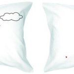 사랑을 나누는 <b>쿠션</b> 커버