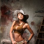 가수 <b>한나</b> 과다노출(?) 화보