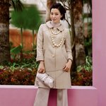 [김희선]최근 김희선 화보!<b>표정</b>이 다 같네?