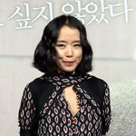같은 옷 입은 <b>전도연</b> vs 김희선, <b>전도연</b> 굴욕ㅎㅎ;