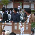 타이밍 완벽하게 맞춰 나타난 봉주! 완전 멋진거야~!