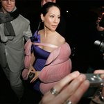 <b>루시</b>리우의 꽃봉오리 컨셉의 드레스!