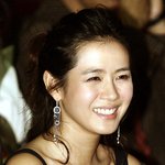 은근 글래머인 <b>손예진</b>, 몸까지 예쁘네