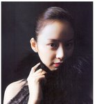 <b>침대</b> 위 김태희, 표정관리 안돼