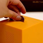 한번 깨우는데 백원! <b>알람</b> + 저금통 banclock