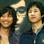 이선균, 오만석 <우리동네> 기자 간담회에서~ <b>와우</b>+_+