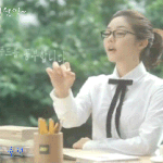 피부를 위해 공부까지하는 성유리! 이러니 <b>백옥</b>피부일수밖에~!