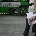 어<b>이</b>! 이건 놓고 <b>말</b>로 하지?