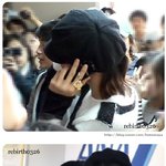 손호영 공항 직찍, 바빠서 스니커즈에 끈도없이 <b>신어</b>?