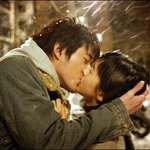 유혹은 이제 그만” 경향신문 <b>시민</b> 제보 기사  조한선 이청아 키스씬