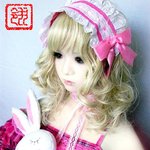 인형같은 코스프레 vs <b>단백질</b> 인형