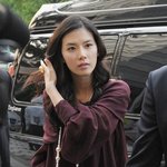 열애하더니 얼굴이 더 샤방해진 <b>엘레</b>강스 이보영!