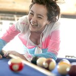 <b>이승연</b> 당구장에서 가슴 보이기~