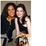 앤 헤더웨이, 파리 오트쿠튀르 엠포리오 아르마니 <b>vip</b> 디너