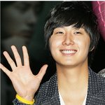 얼굴이 손바닥만한 <b>정일우</b>