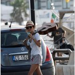 기타들고 휴가 떠난 오드리 토투, <b>낭만적</b>인데~