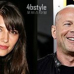 도둑! 브루스 <b>윌리스</b> 30살연하 애인