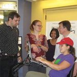 페달로 전원을 공급하는 노트북