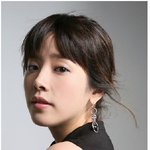 한지민, 새 화보 속 여신 변신! <b>콧대</b>가 이렇게 높았었나!