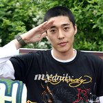 군<b>입대</b> 하는 탤런트 서지석
