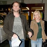 비디오 가게 들린 짐 <b>캐리</b>-제니 매카시 커플