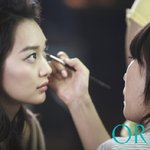 광고 촬영장에서의 <b>신민아</b>! 역시 웃는 모습이 매력적이야