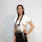짧은 <b>미니스커트</b>입고 매력적인 각선미 뽐내는 이다해