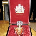 세계에서 가장 비싼 향수 베스트 8!!