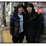 시부야에서 만난 이민기와 모델 <b>신민철</b> 곧 없어질 듯한 얼굴!