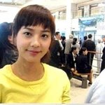 음식점에서 <b>유진</b> 직찍, 너무 귀여워