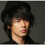 콧대밖에 안 보이는 조인성! <b>조각</b>미남이란 말이 절로