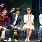 [뮤지컬싱글즈중]손호영, 감미로운 노래로 프로포즈 (키스씬^^)