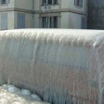 출근 해야 하는데..어<b>흑</b>