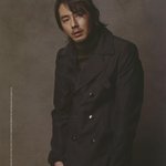 최근 머리 긴 <b>조인성</b>, 묶기까지 했어ㅎㅎ