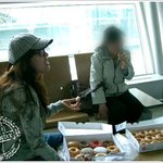이효리 2년전 김제동과 함께 공항 <b>직찍</b>