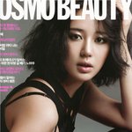 한 뼘 정도 될 미니스커트입은 윤은혜! 인터뷰는 깜찍하게