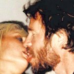 패리스 힐튼, 발 킬머와 <b>키스사진</b> 발각 또 美발칵