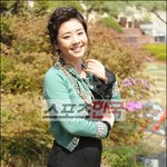 나현희 최근~이제 눈가에 주름 더 눈에 띄는 나이가 되었네요!