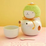 털모자와 목도리를 한 귀여운 차 <b>주전자</b>ㅋ