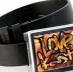 주목 받고 싶다면 '비디오 벨트'